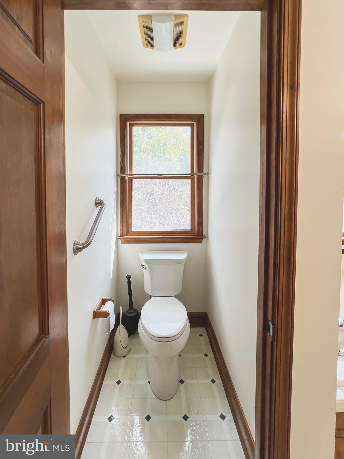 TOWN CREEK MANOR - Residential