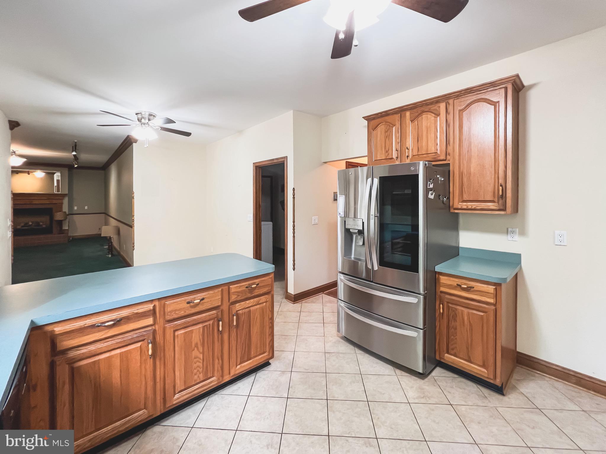 TOWN CREEK MANOR - Residential