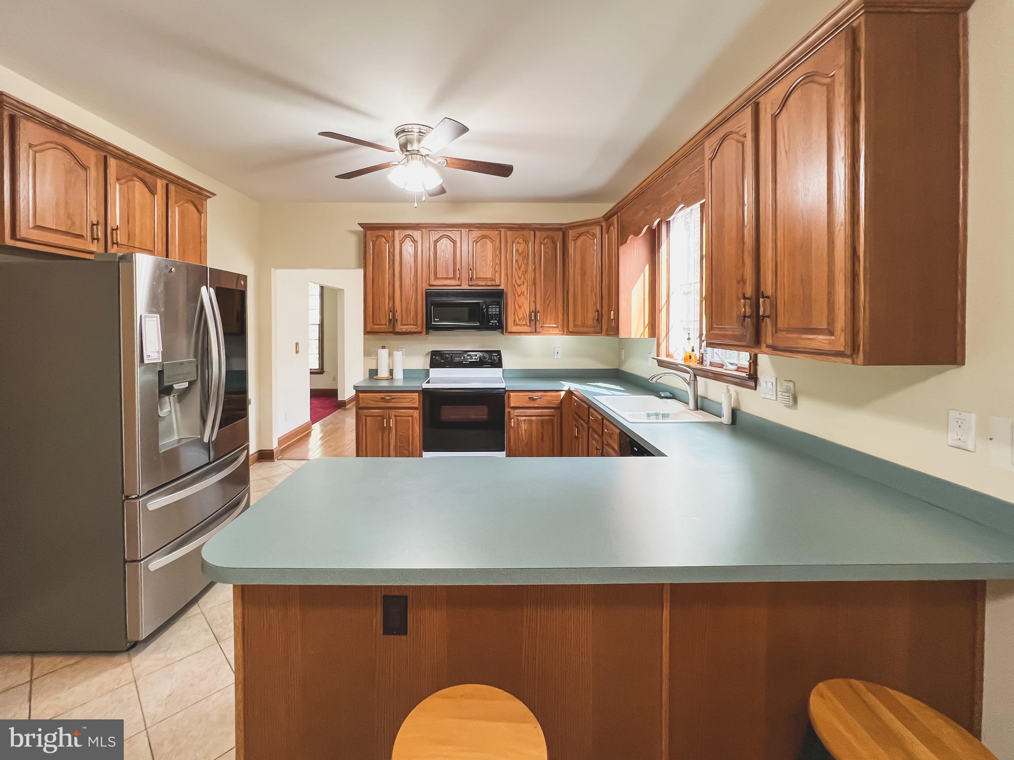 TOWN CREEK MANOR - Residential