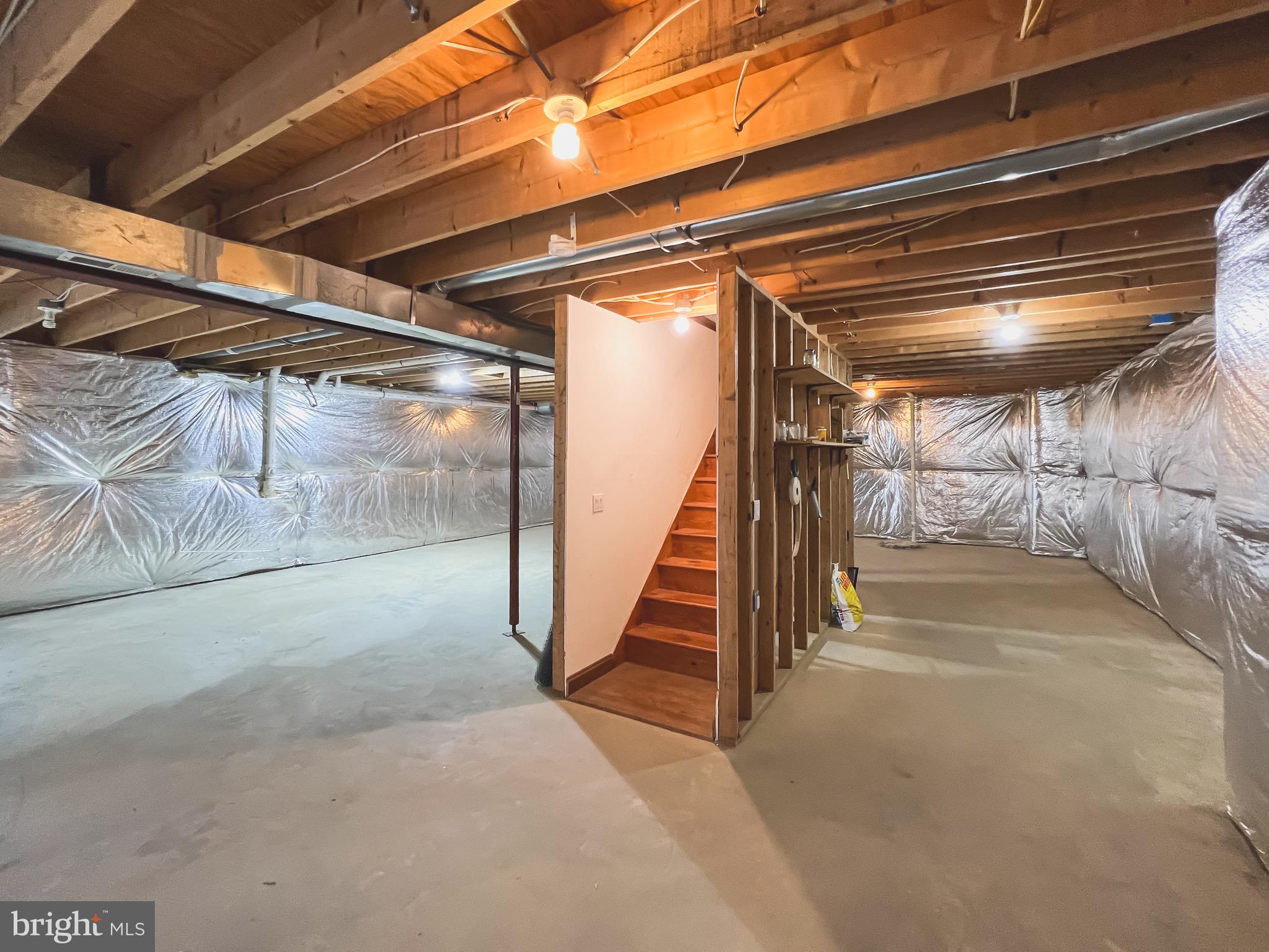 TOWN CREEK MANOR - Residential