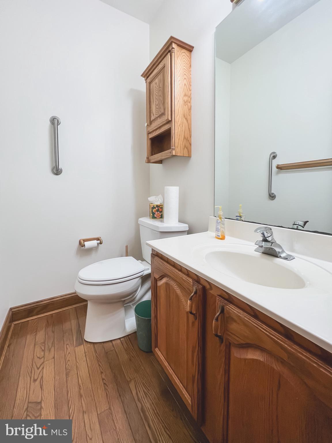 TOWN CREEK MANOR - Residential