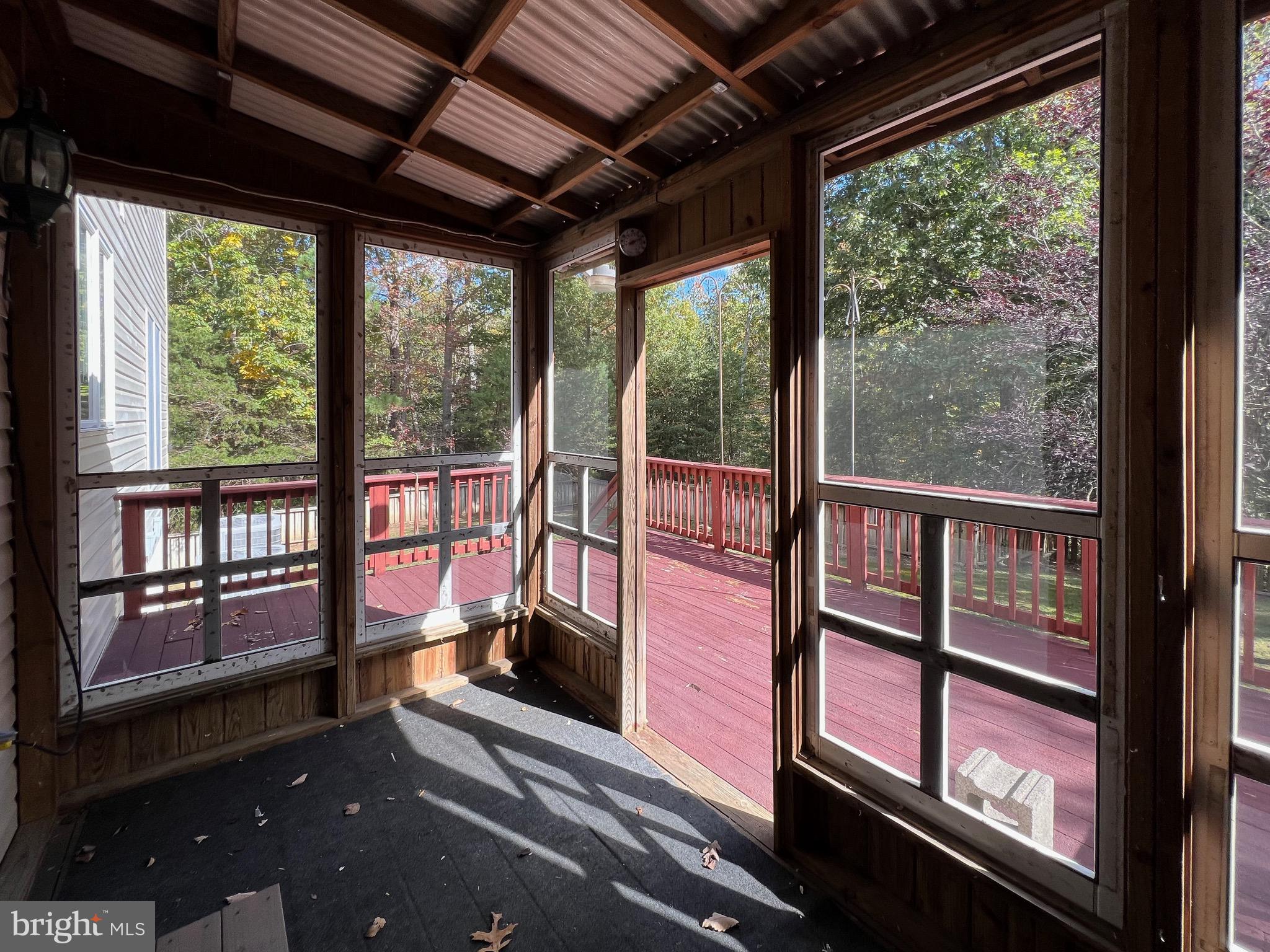 TOWN CREEK MANOR - Residential