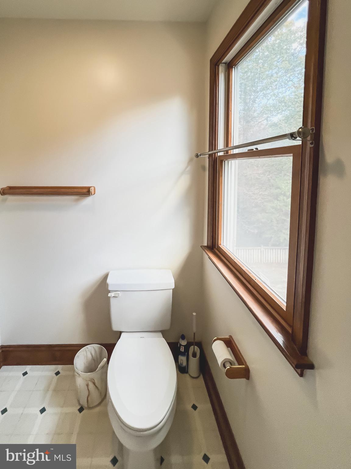 TOWN CREEK MANOR - Residential