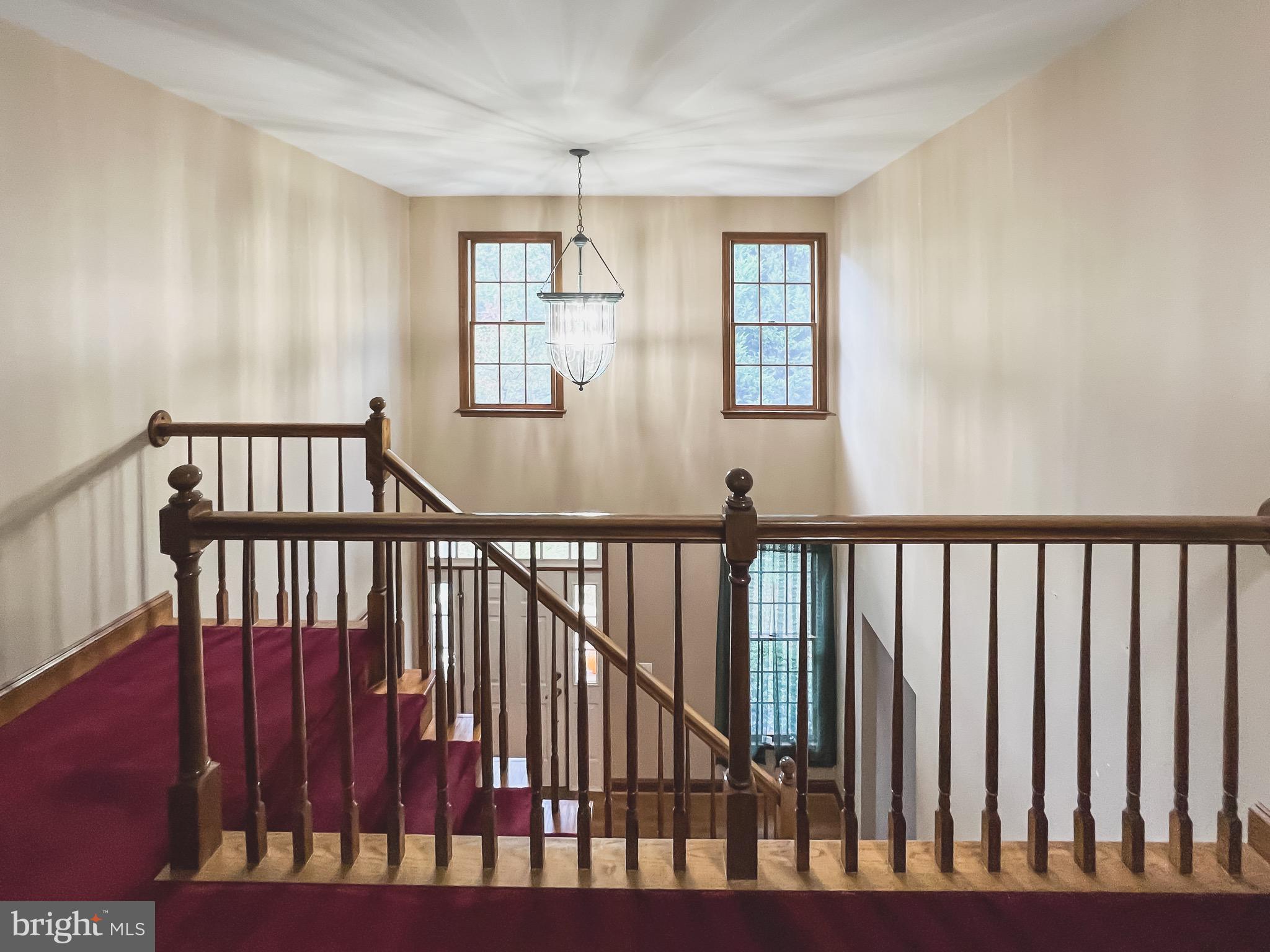 TOWN CREEK MANOR - Residential