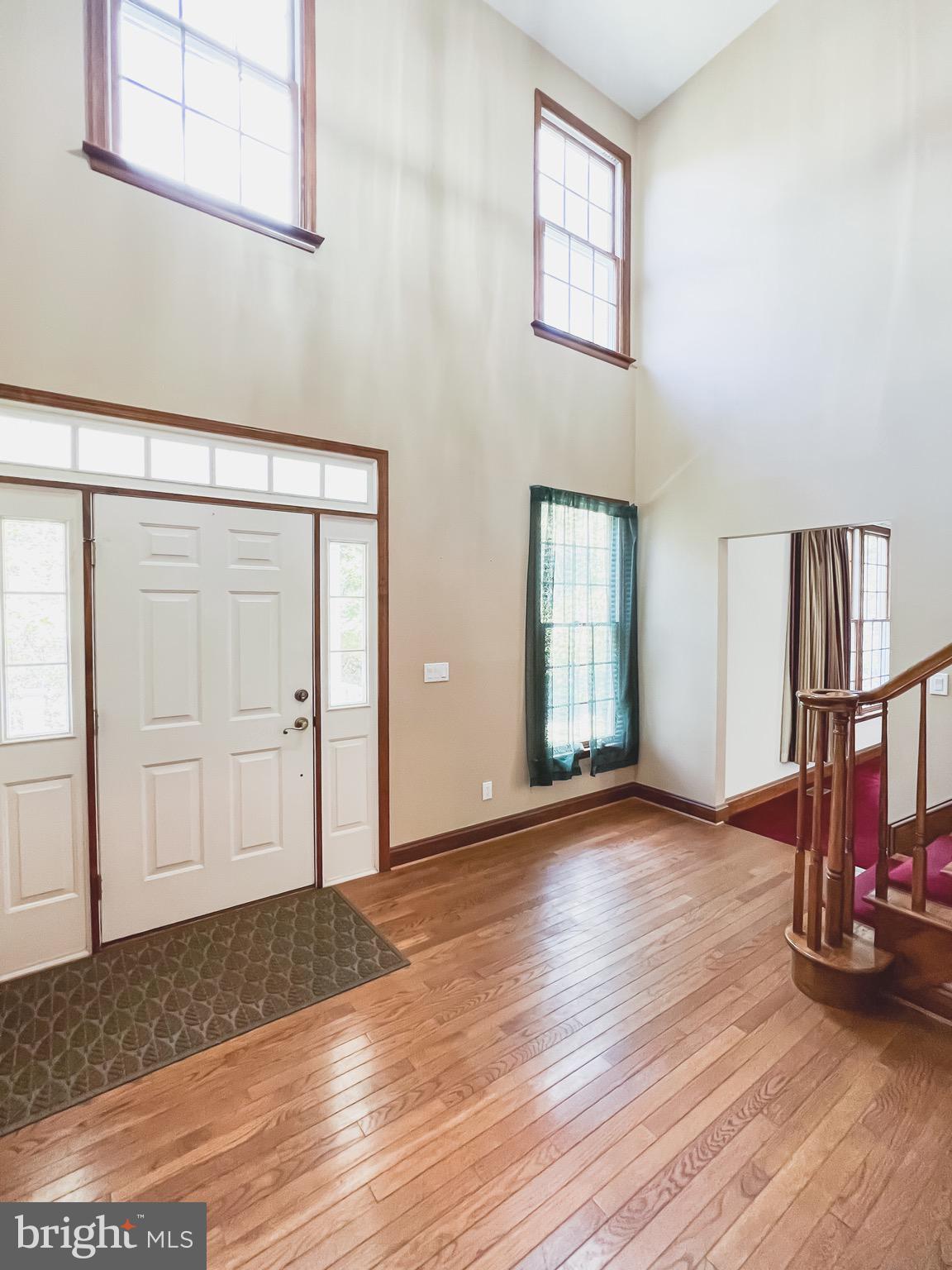 TOWN CREEK MANOR - Residential