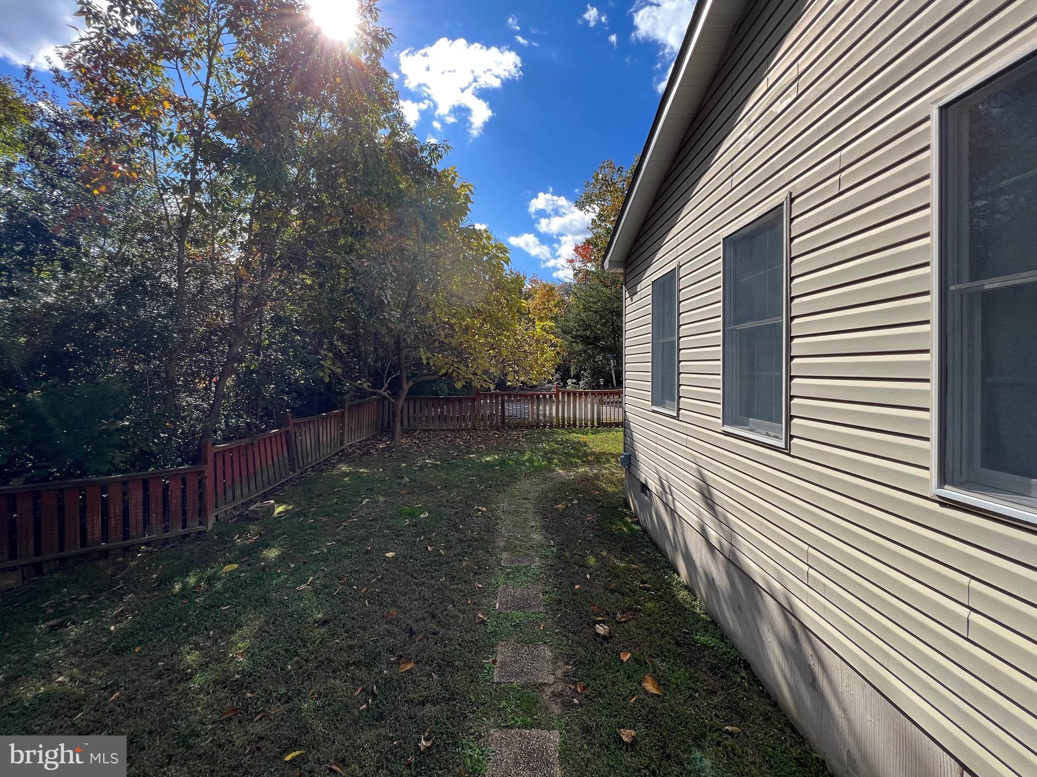 TOWN CREEK MANOR - Residential