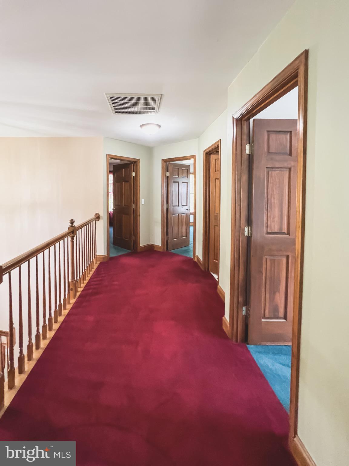 TOWN CREEK MANOR - Residential