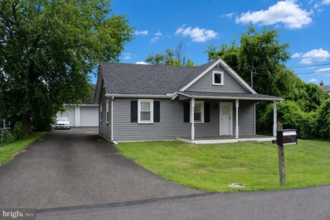 Photo of 653 Catherine Street, WARMINSTER, PA 18974 (MLS # PABU2128162)