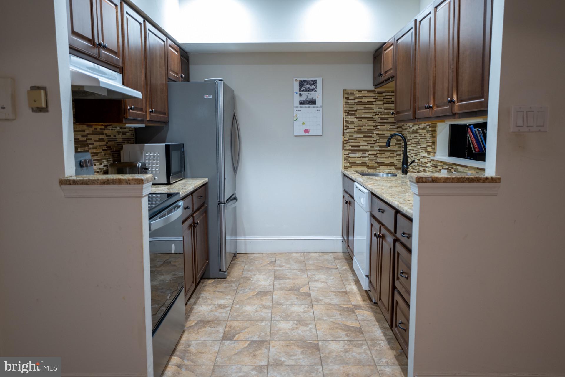 SOCIETY HILL - Residential