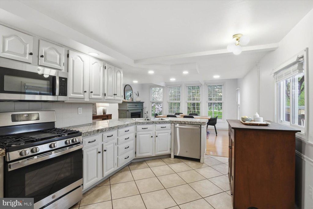 Photo of 135 S Cedar Street, LITITZ, PA 17543 (MLS # PALA2085202)