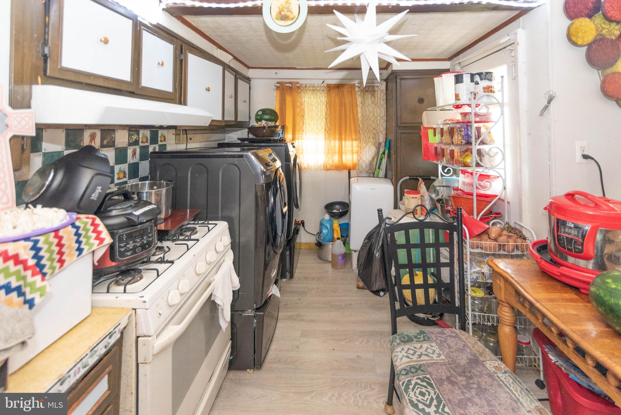 FRANKFORD - Residential