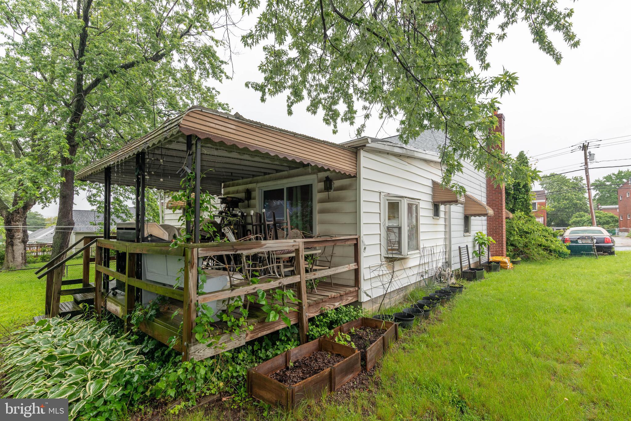 FRANKFORD - Residential