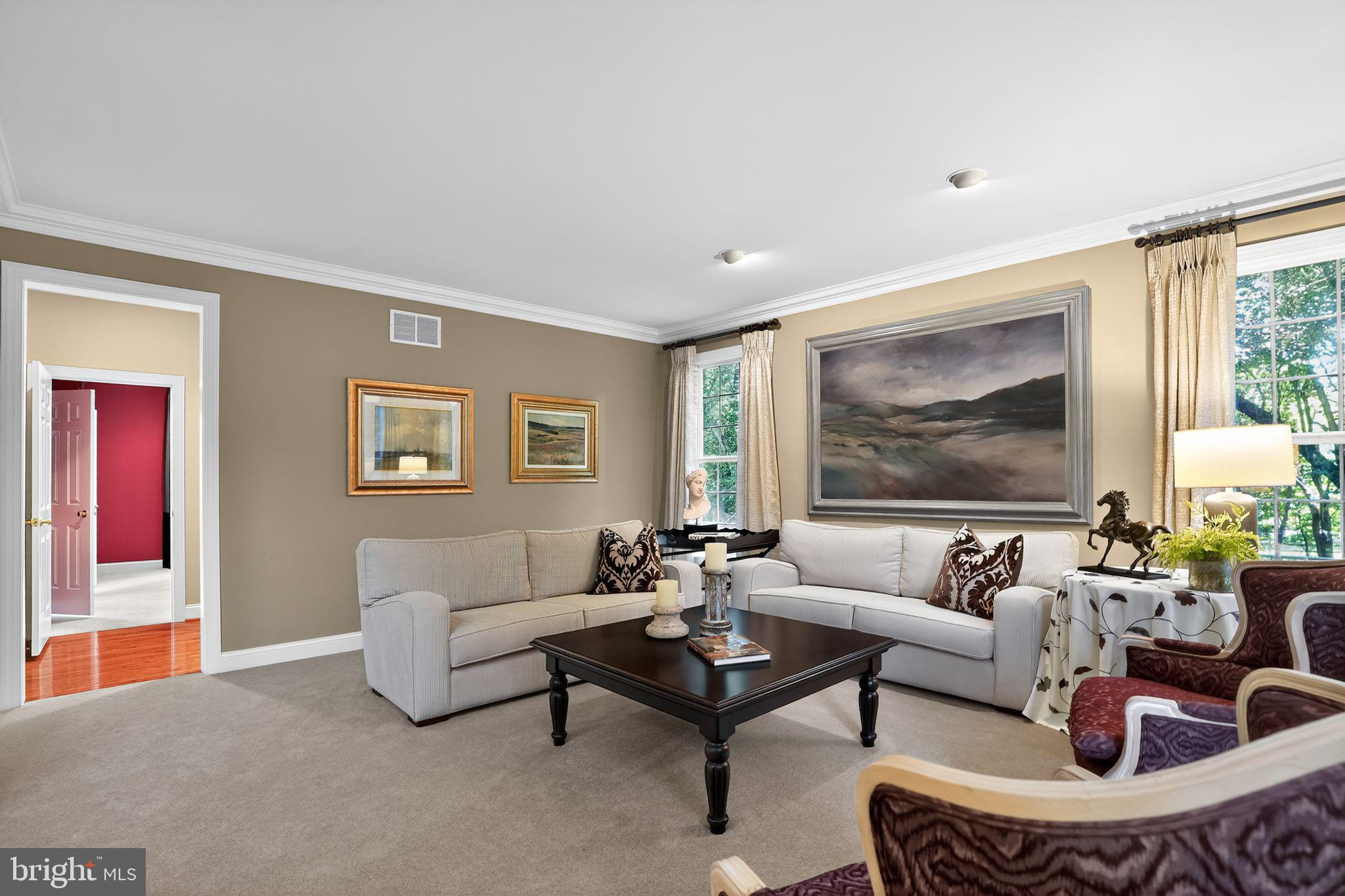 CHANTILLY FARM - Residential