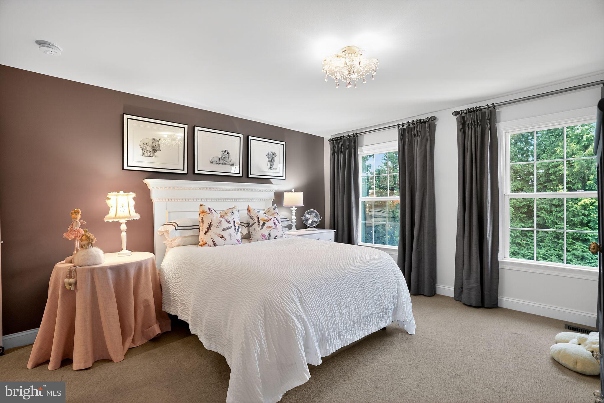 CHANTILLY FARM - Residential