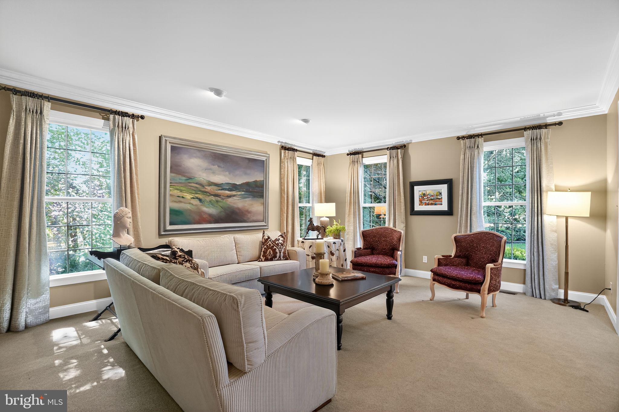 CHANTILLY FARM - Residential