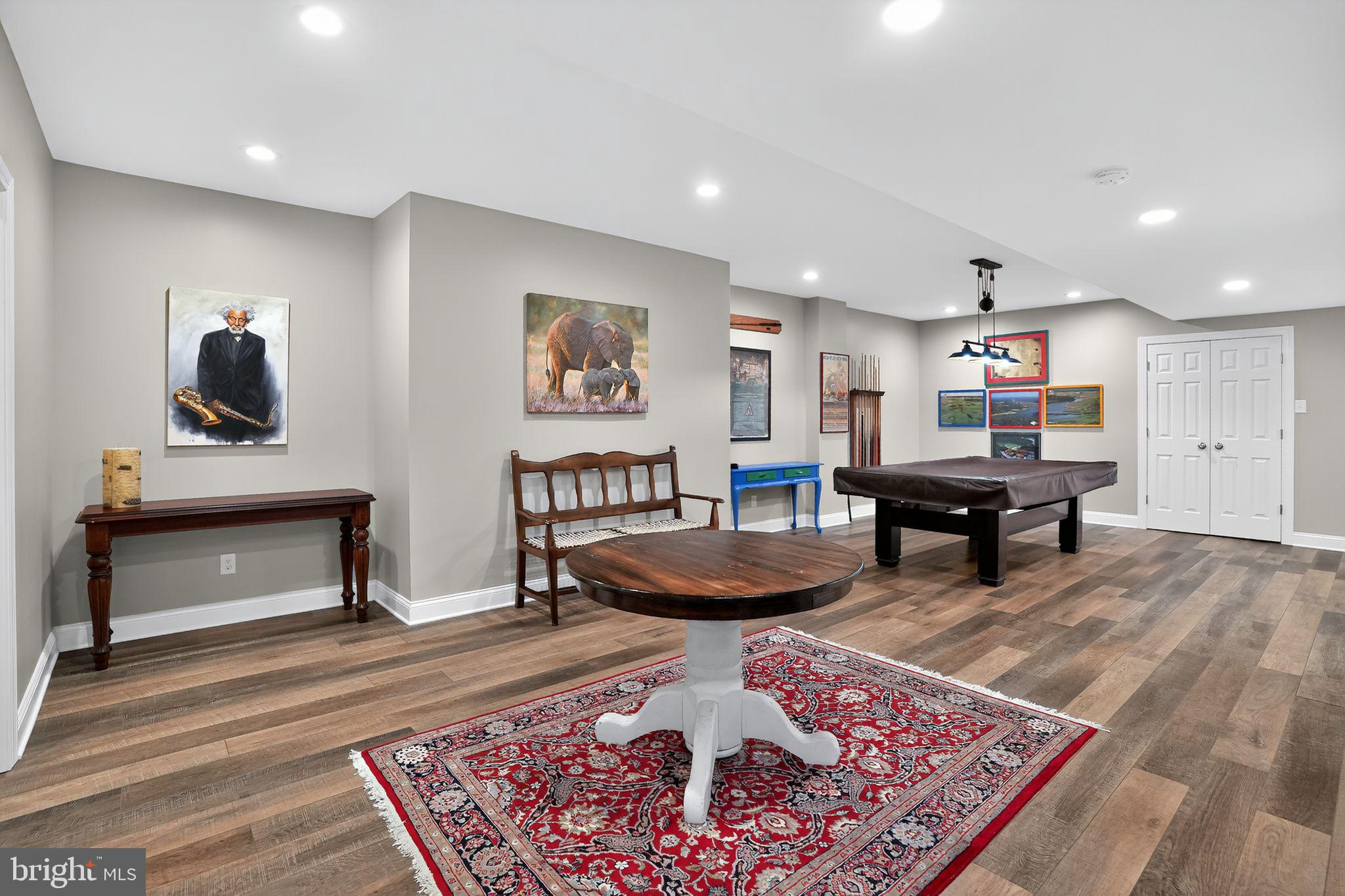 CHANTILLY FARM - Residential