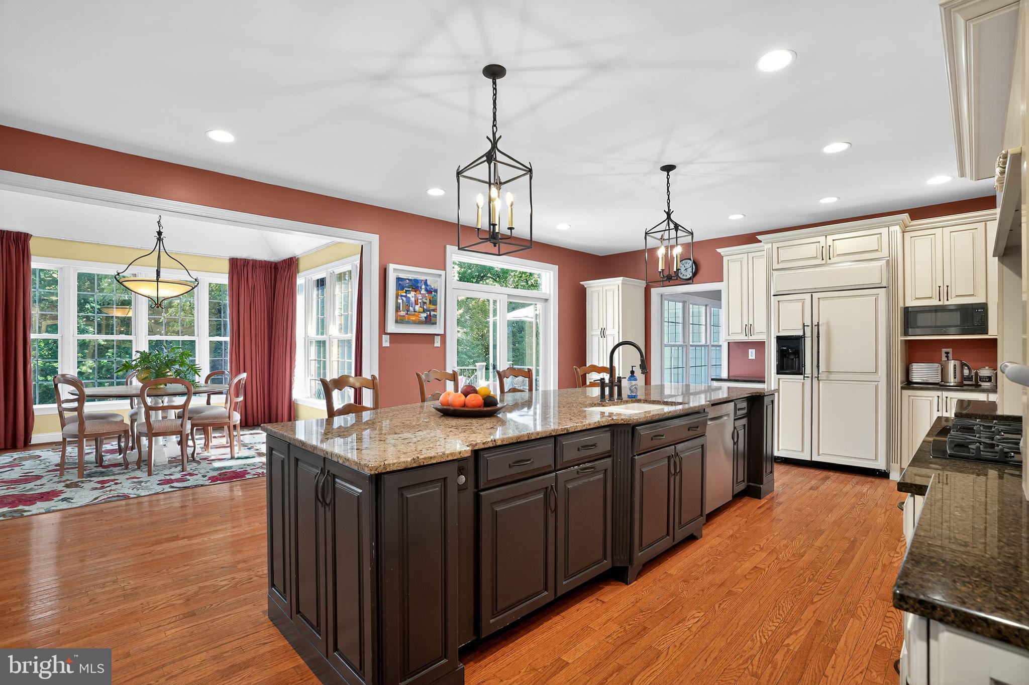 CHANTILLY FARM - Residential