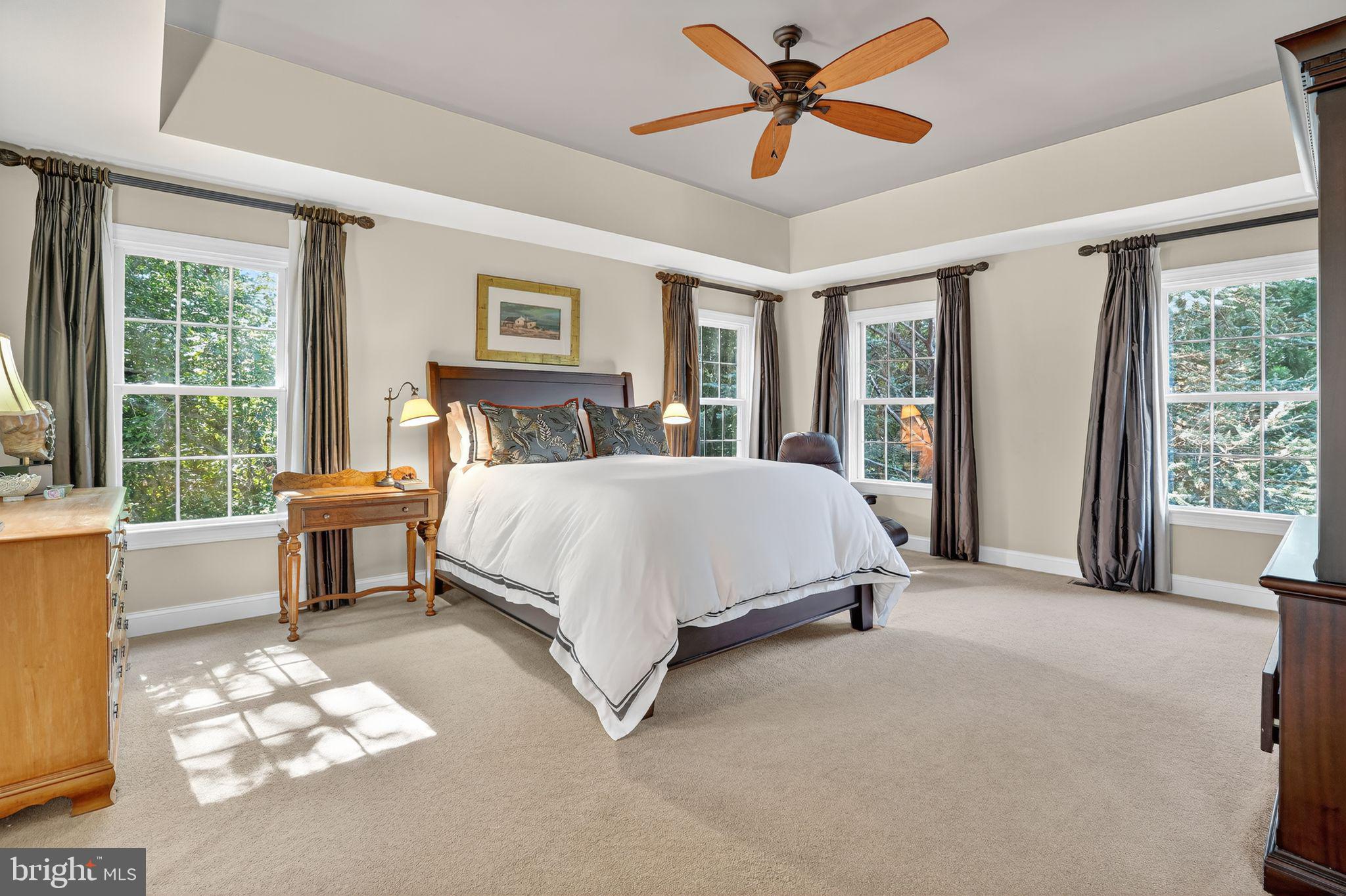 CHANTILLY FARM - Residential