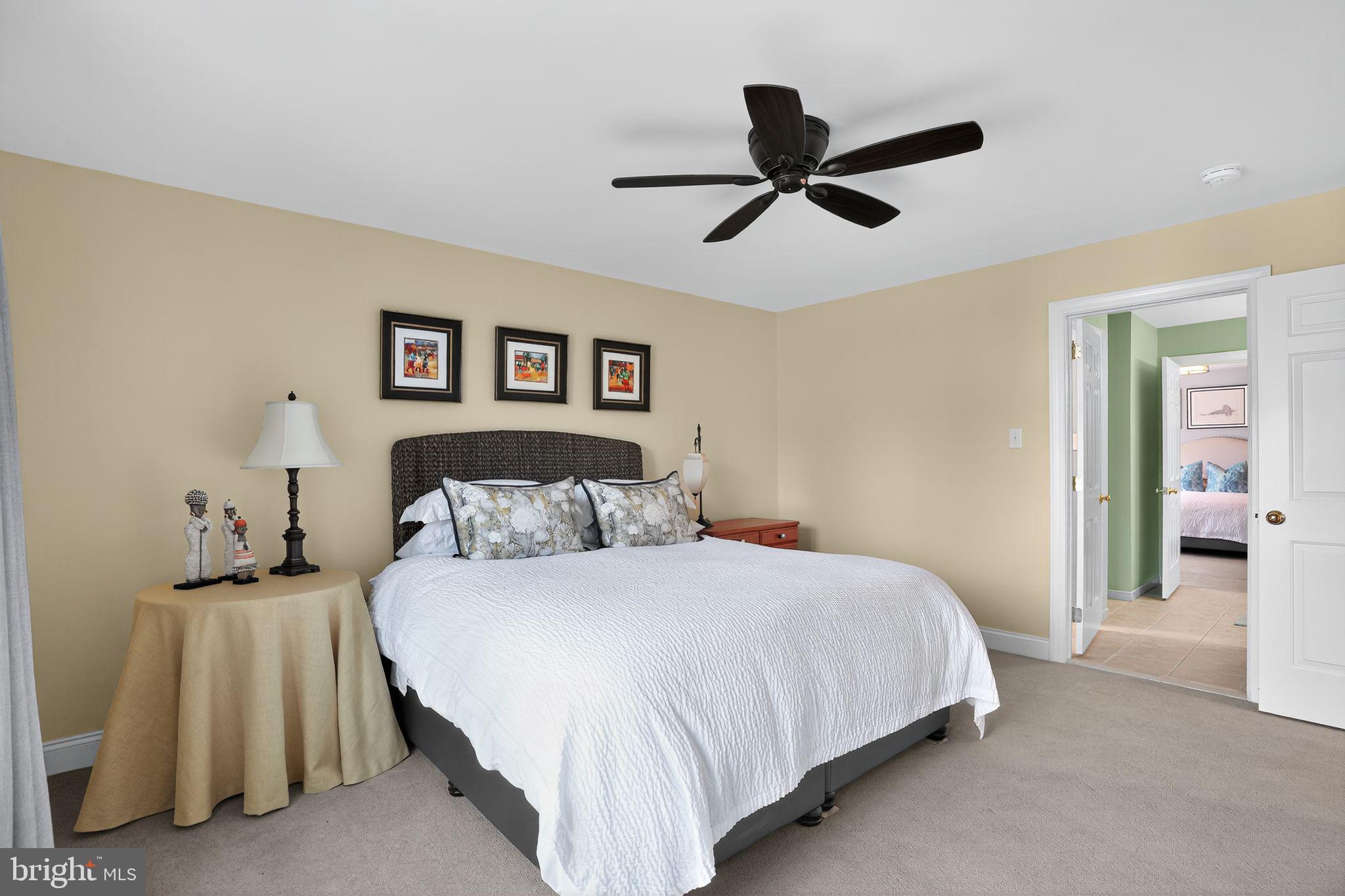 CHANTILLY FARM - Residential