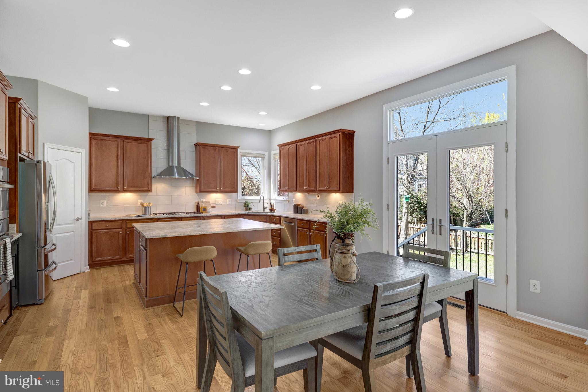 BROADLANDS SOUTH - Residential