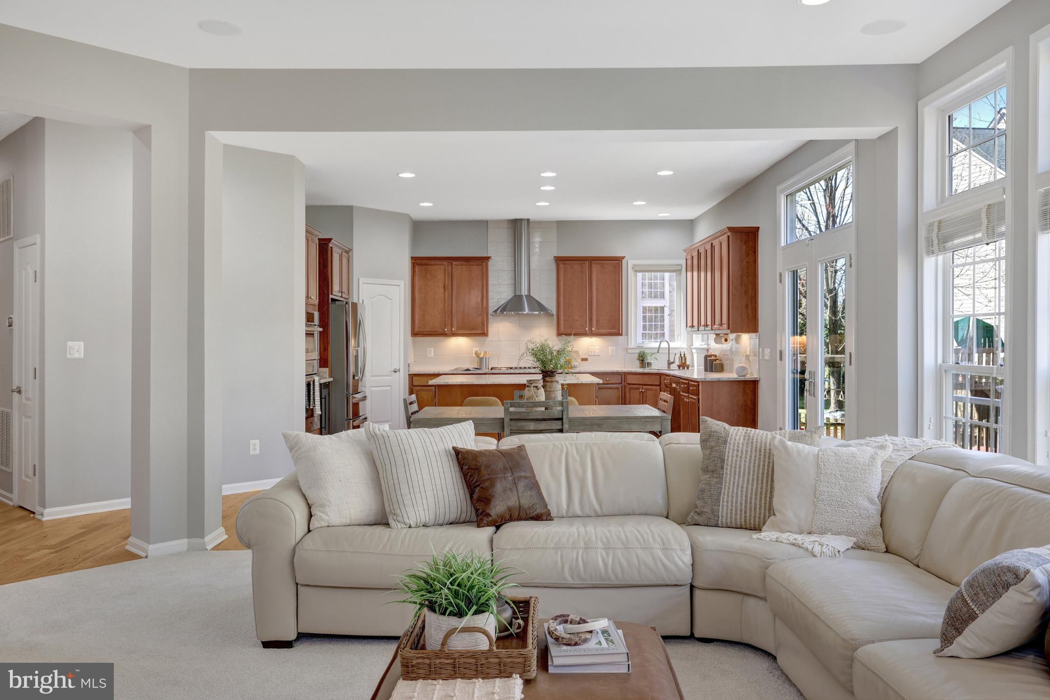 BROADLANDS SOUTH - Residential