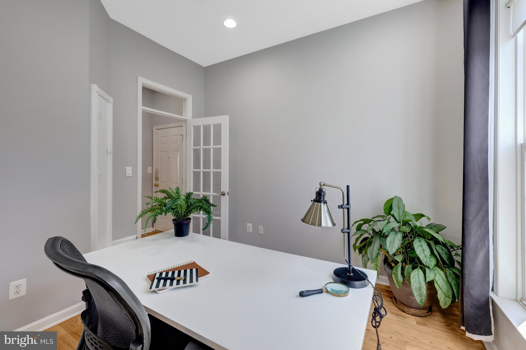 BROADLANDS SOUTH - Residential