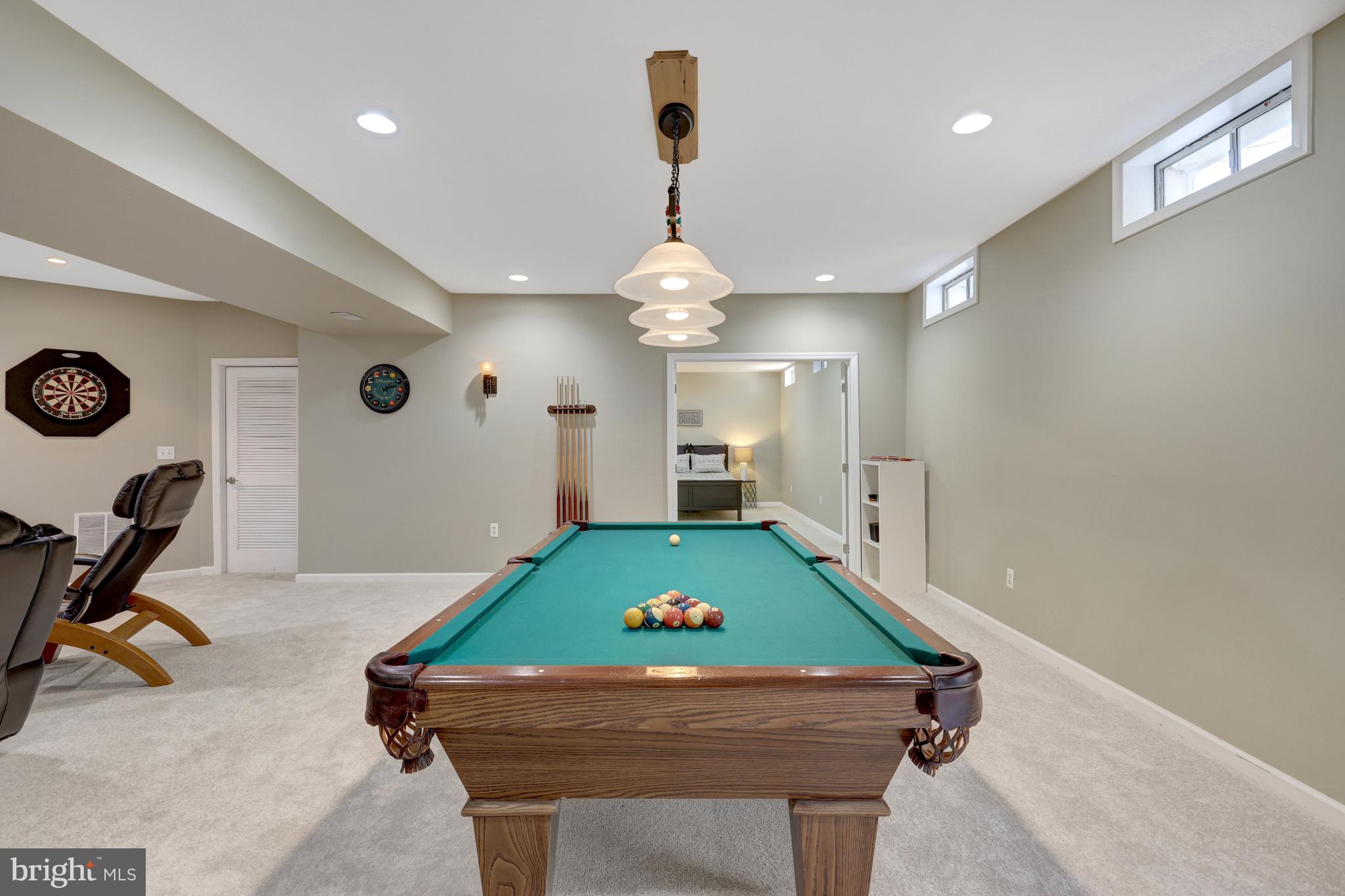 BROADLANDS SOUTH - Residential