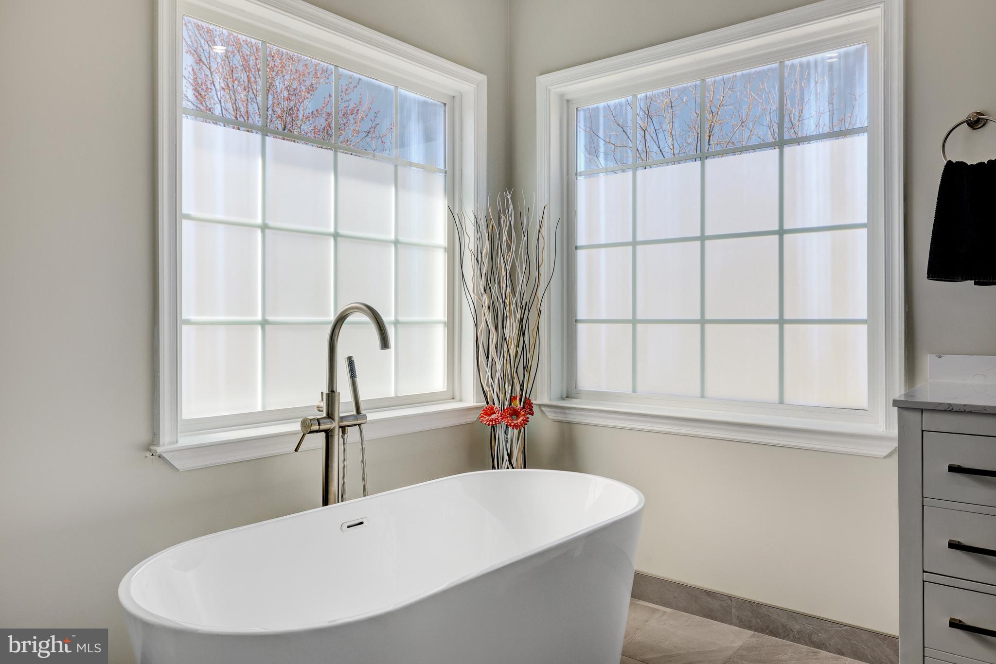 BROADLANDS SOUTH - Residential