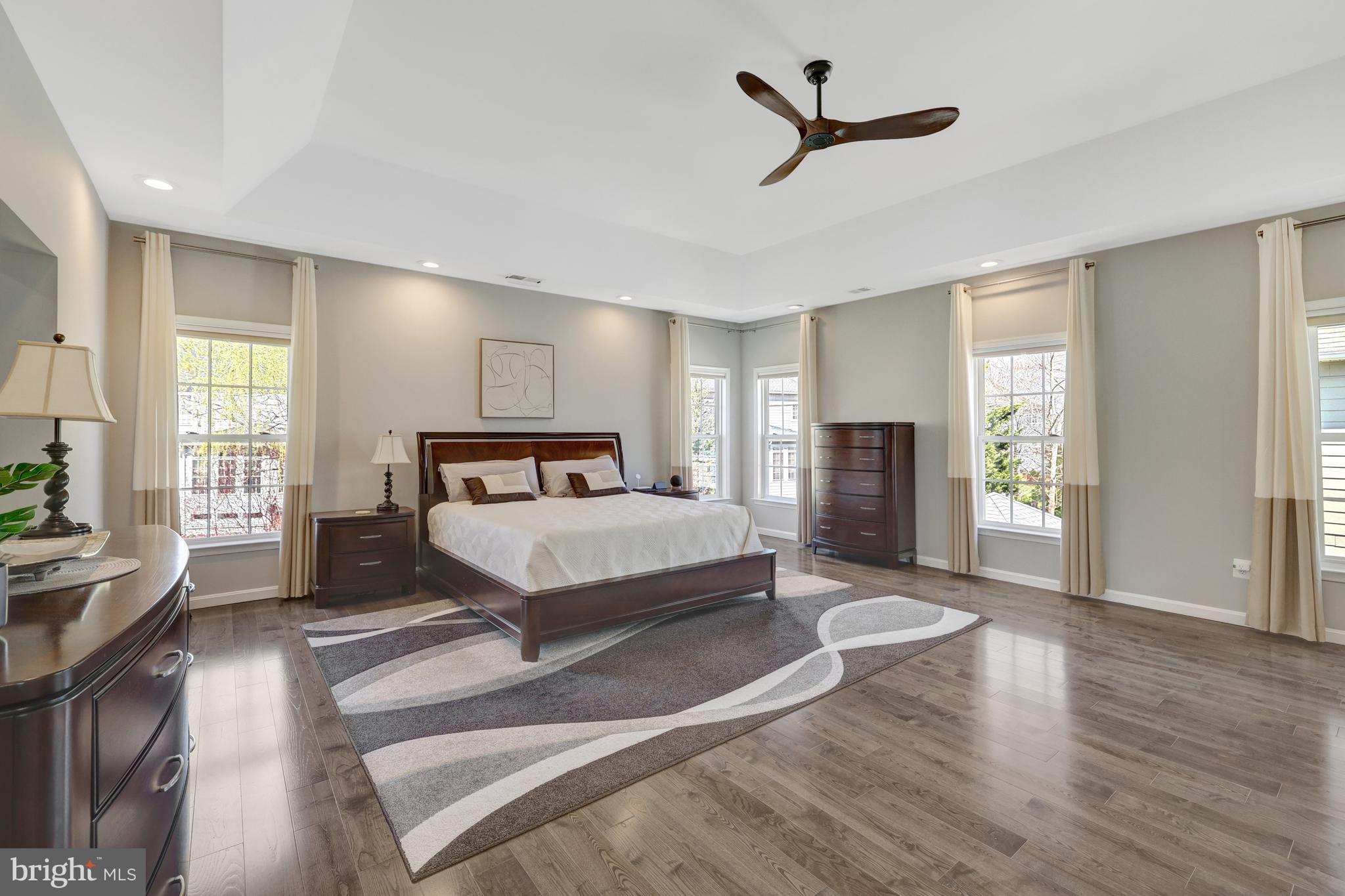 BROADLANDS SOUTH - Residential