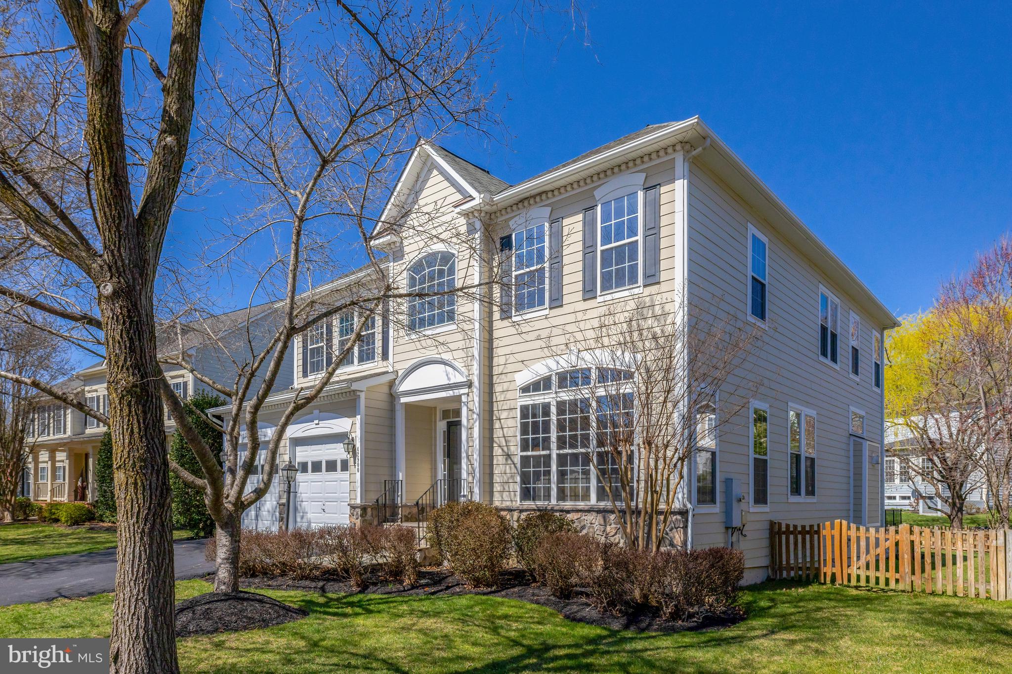 BROADLANDS SOUTH - Residential