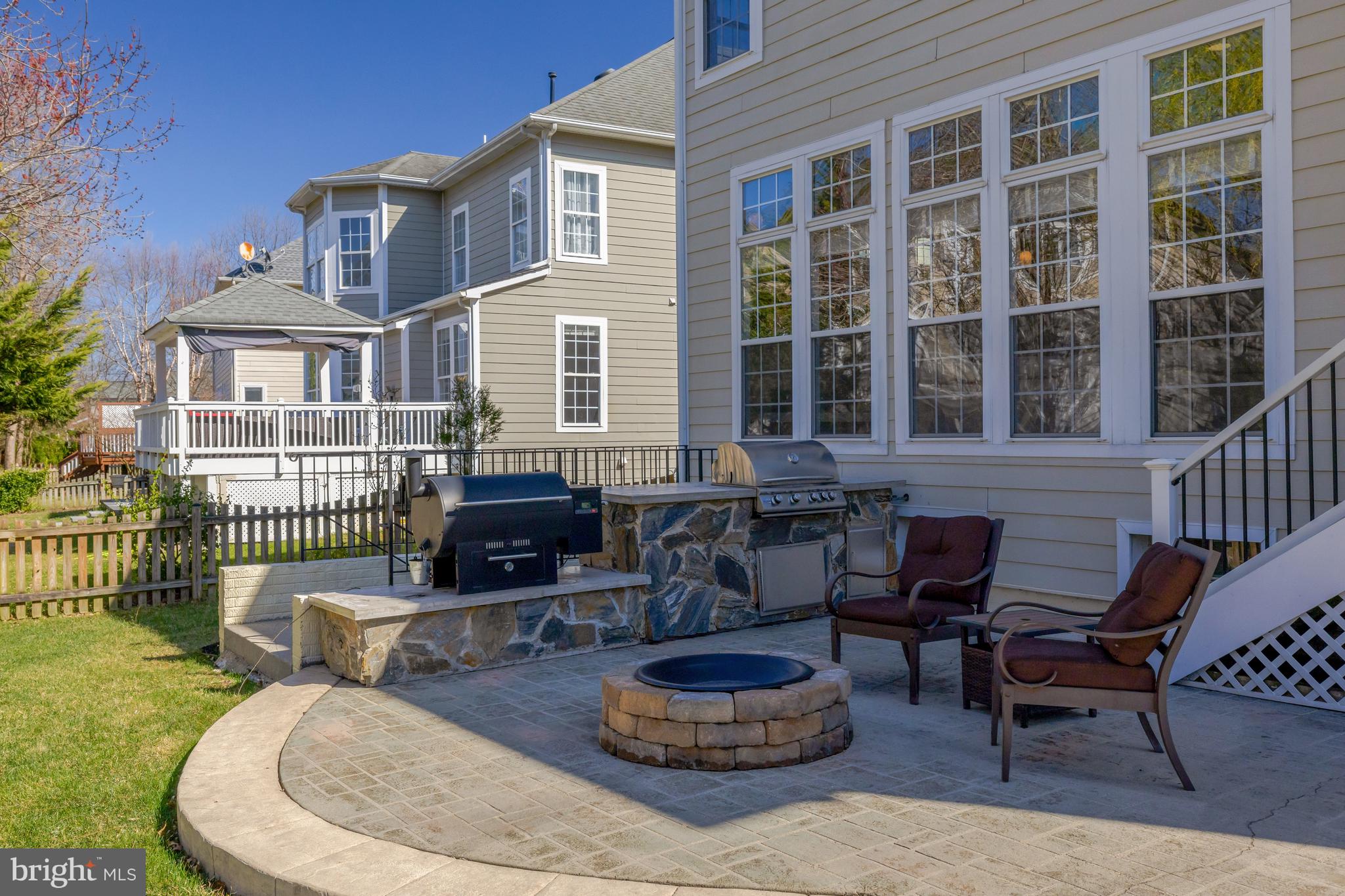 BROADLANDS SOUTH - Residential