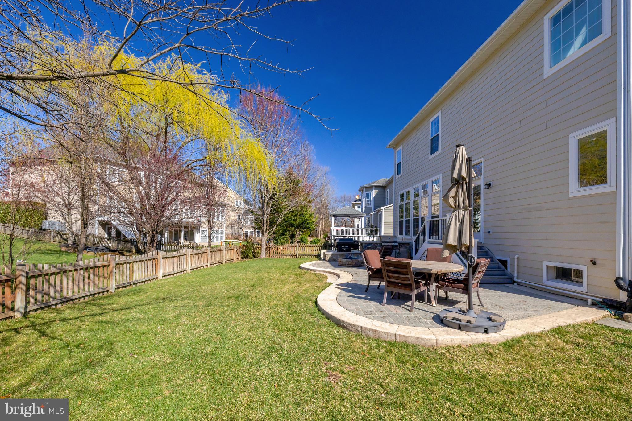 BROADLANDS SOUTH - Residential