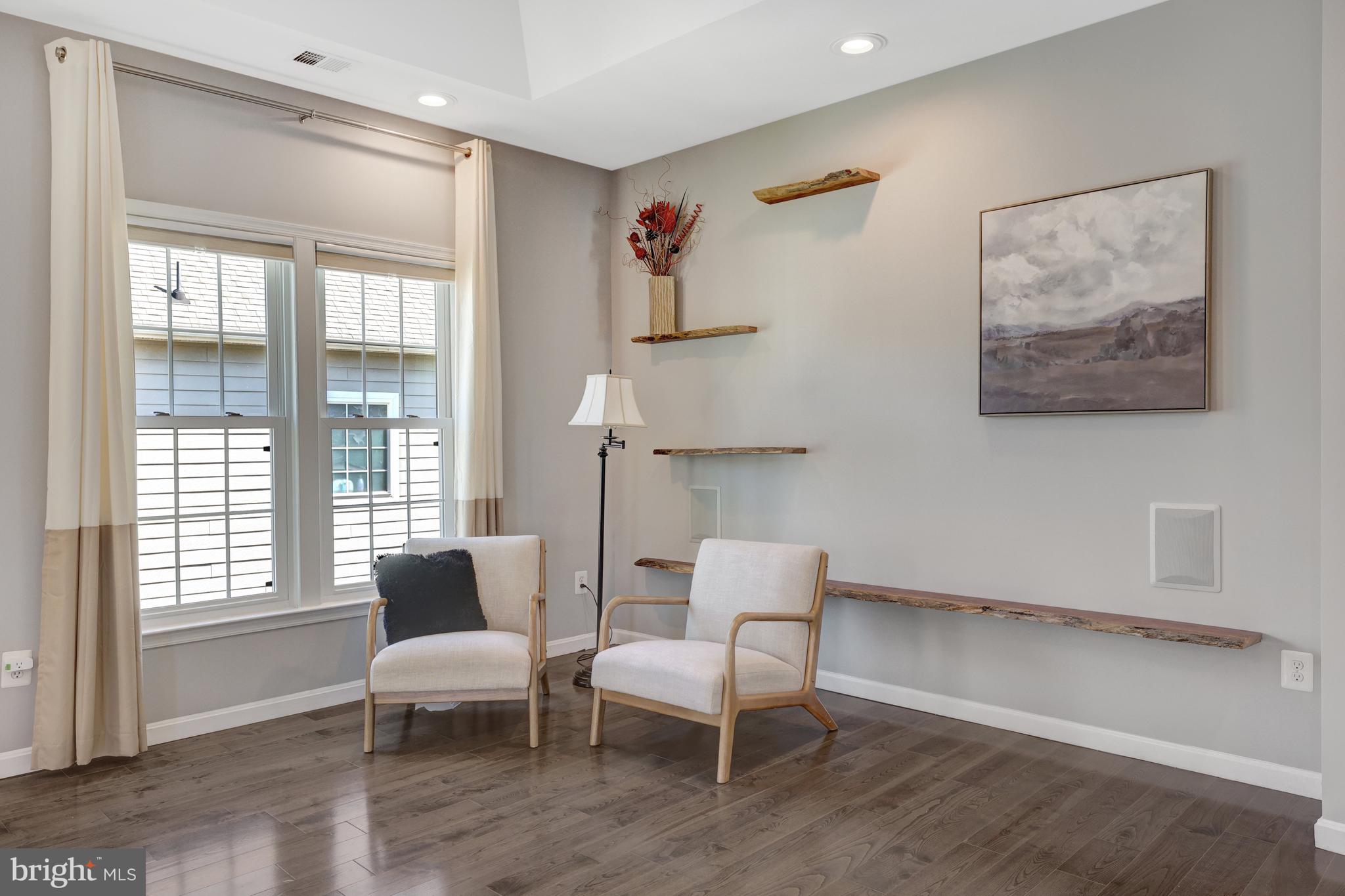 BROADLANDS SOUTH - Residential