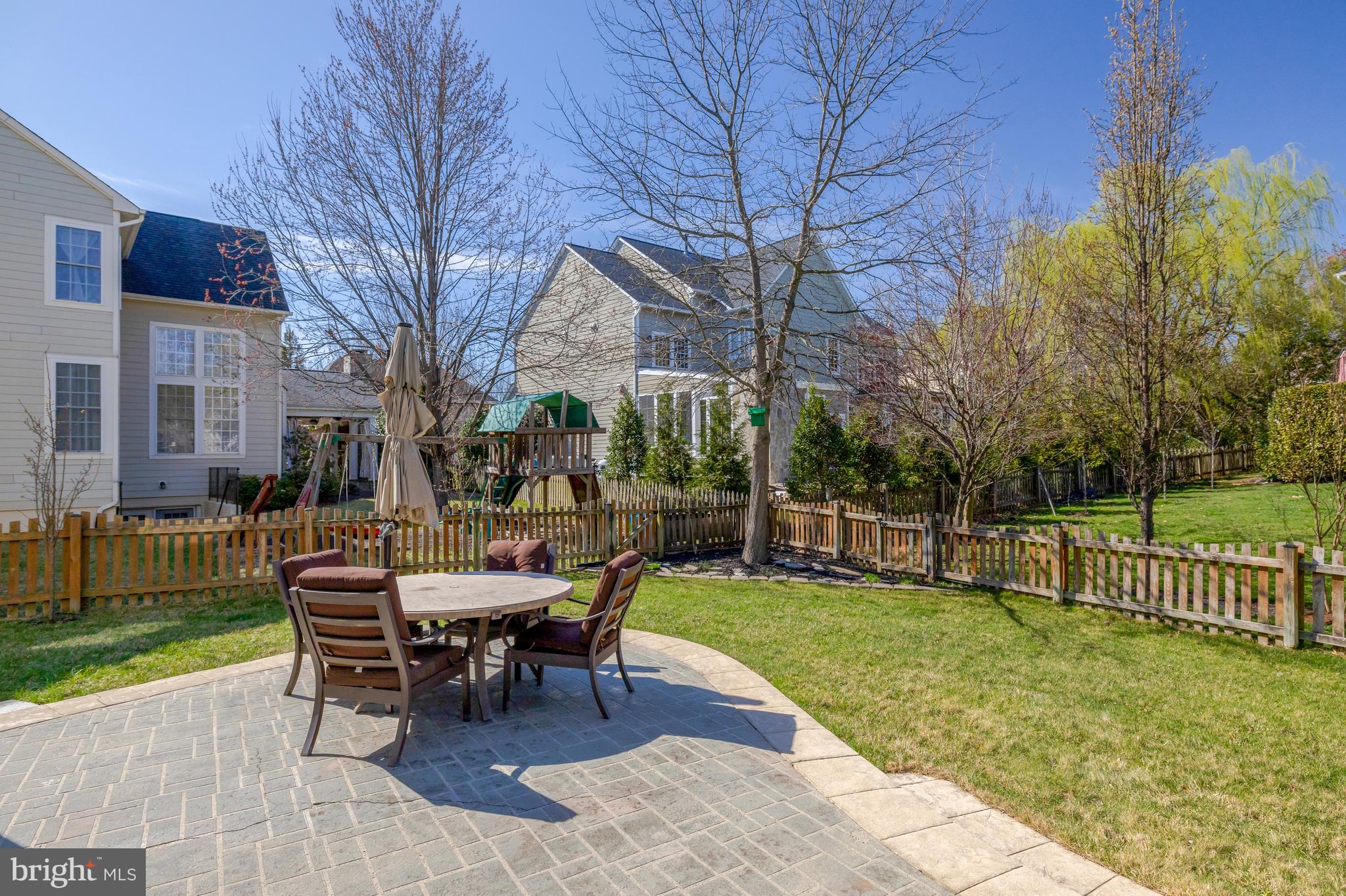 BROADLANDS SOUTH - Residential