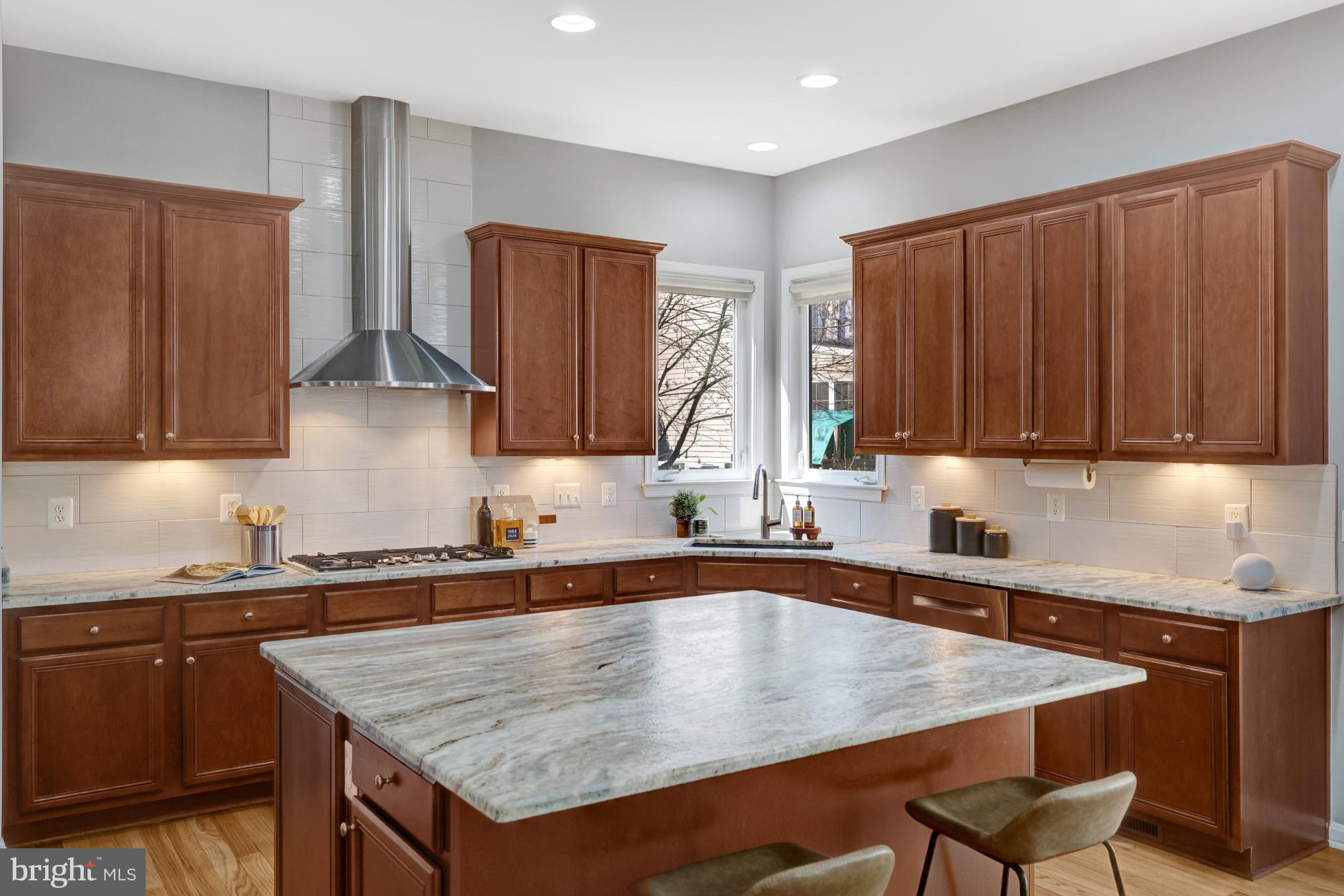 BROADLANDS SOUTH - Residential