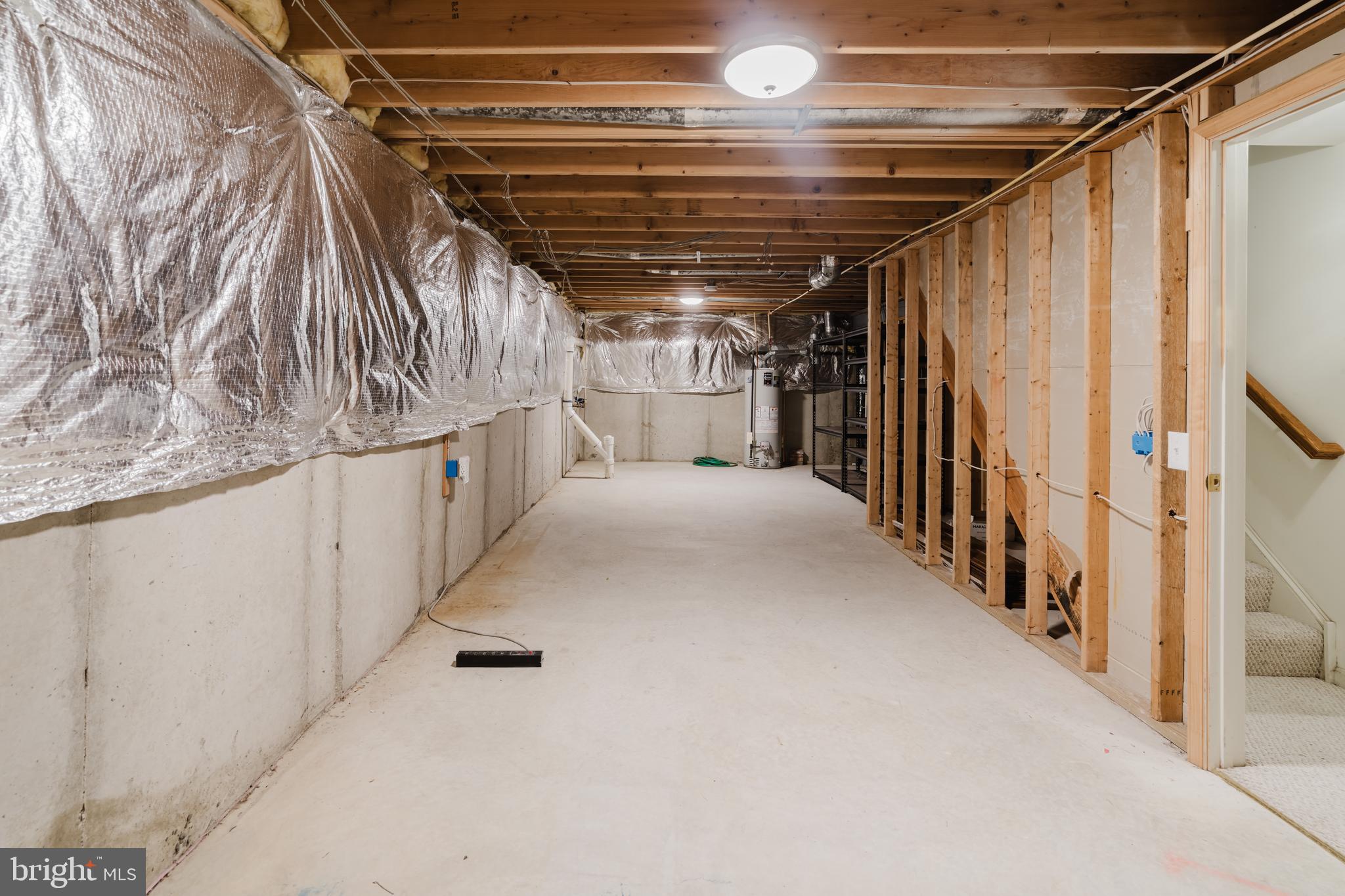 MIDDLE RUN CROSSIN - Residential