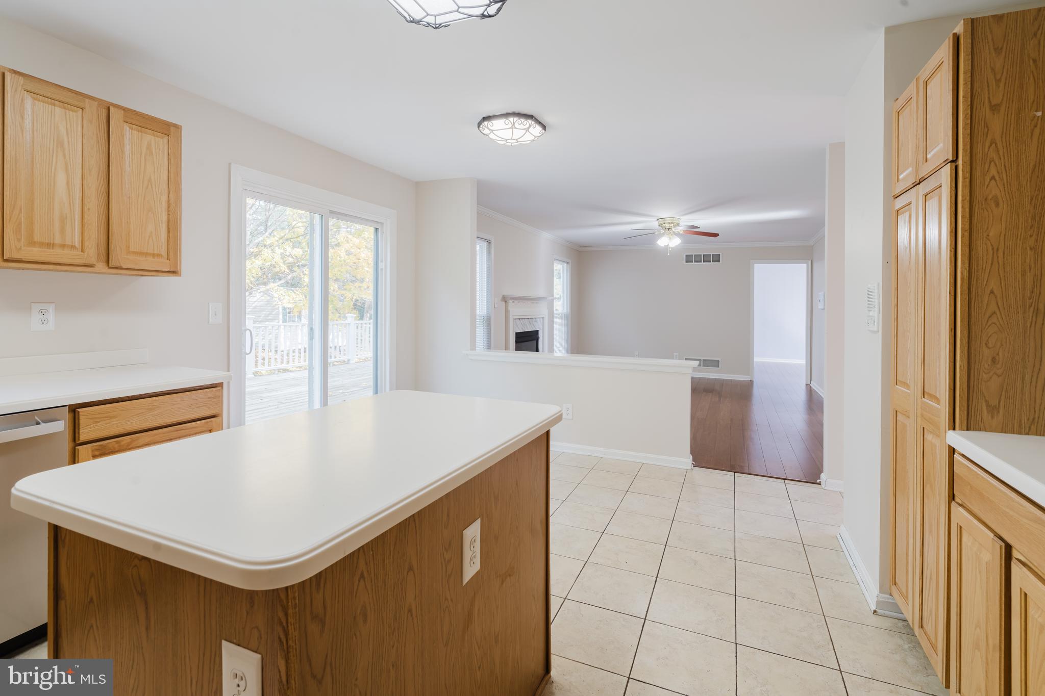 MIDDLE RUN CROSSIN - Residential