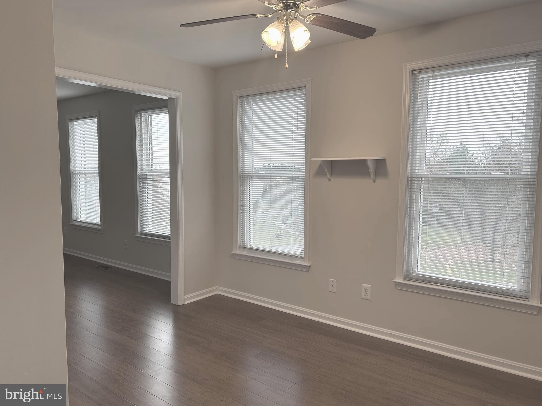 MIDDLE RUN CROSSIN - Residential