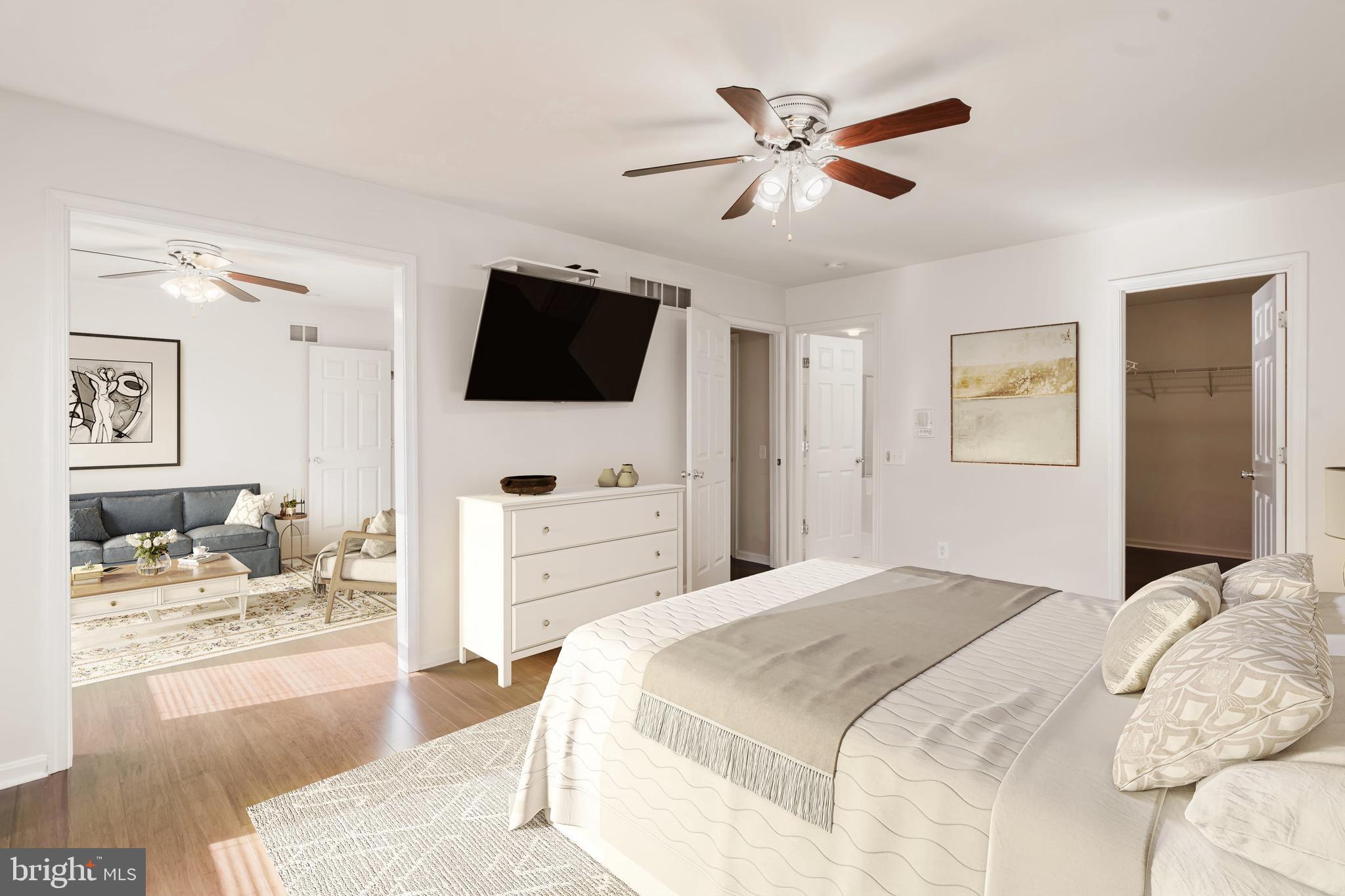 MIDDLE RUN CROSSIN - Residential