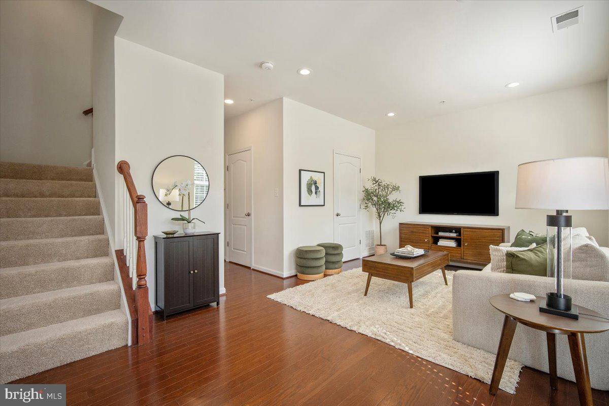 13233 GUILFORD RUN LANE