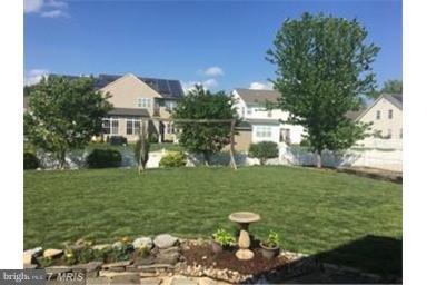 ESTATES AT SINGLETREE - Residential Lease