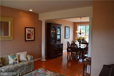 ESTATES AT SINGLETREE - Residential Lease