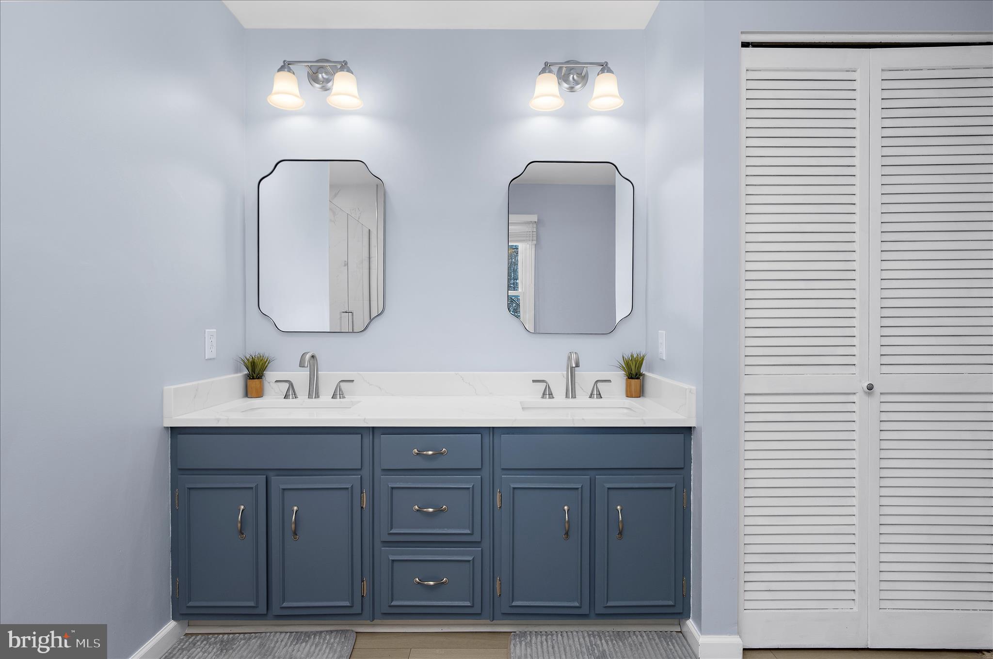 THE MEADOWS - Residential