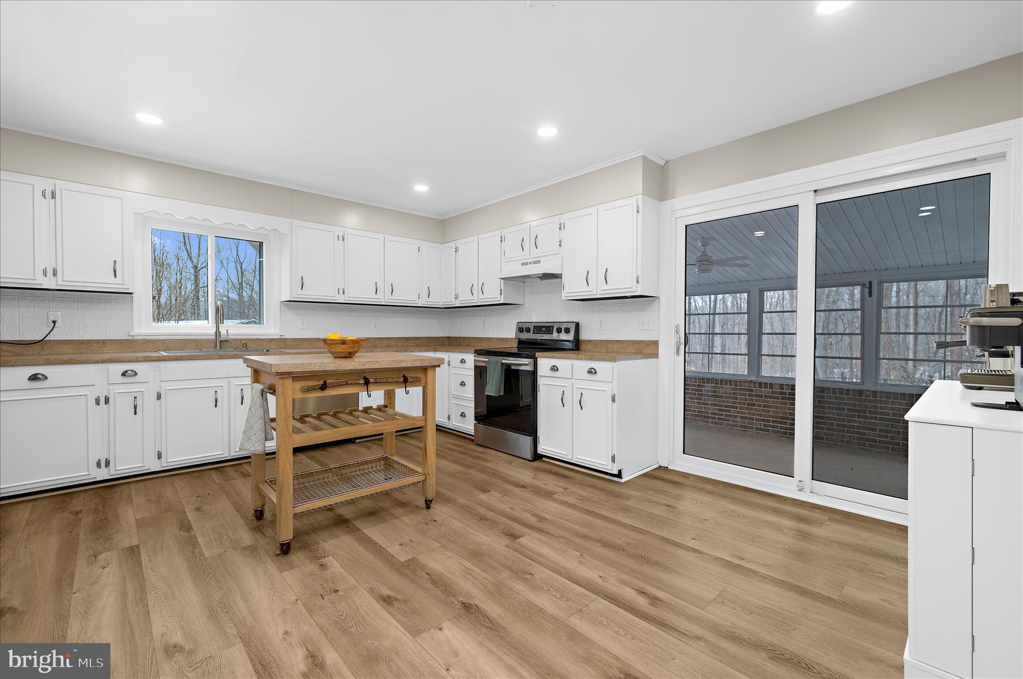 THE MEADOWS - Residential