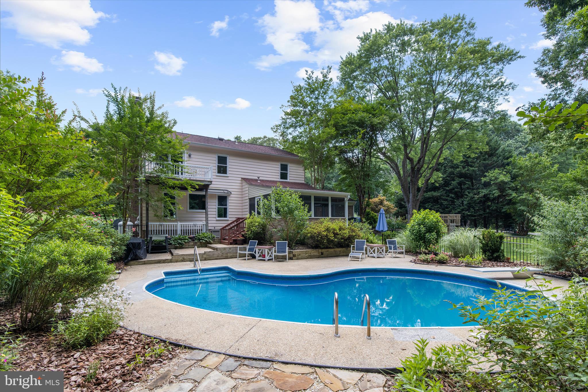 THE MEADOWS - Residential