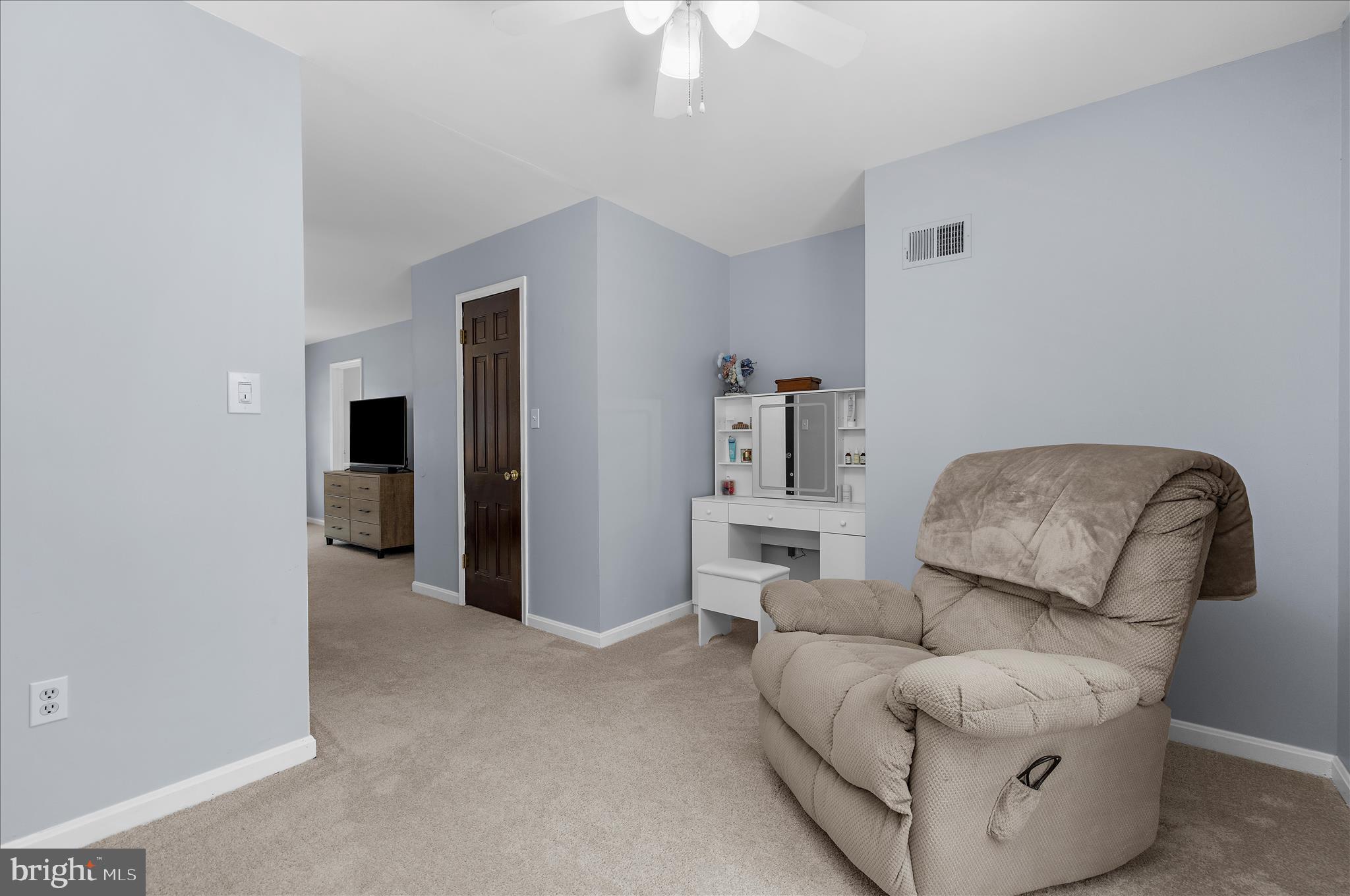 THE MEADOWS - Residential