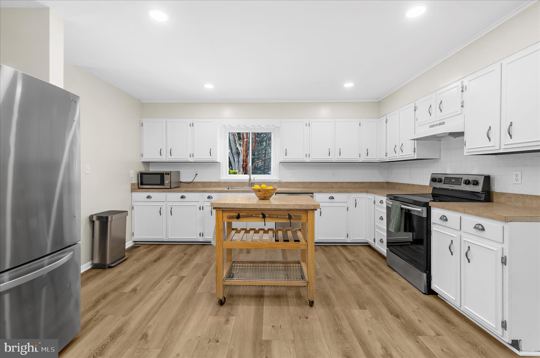 THE MEADOWS - Residential