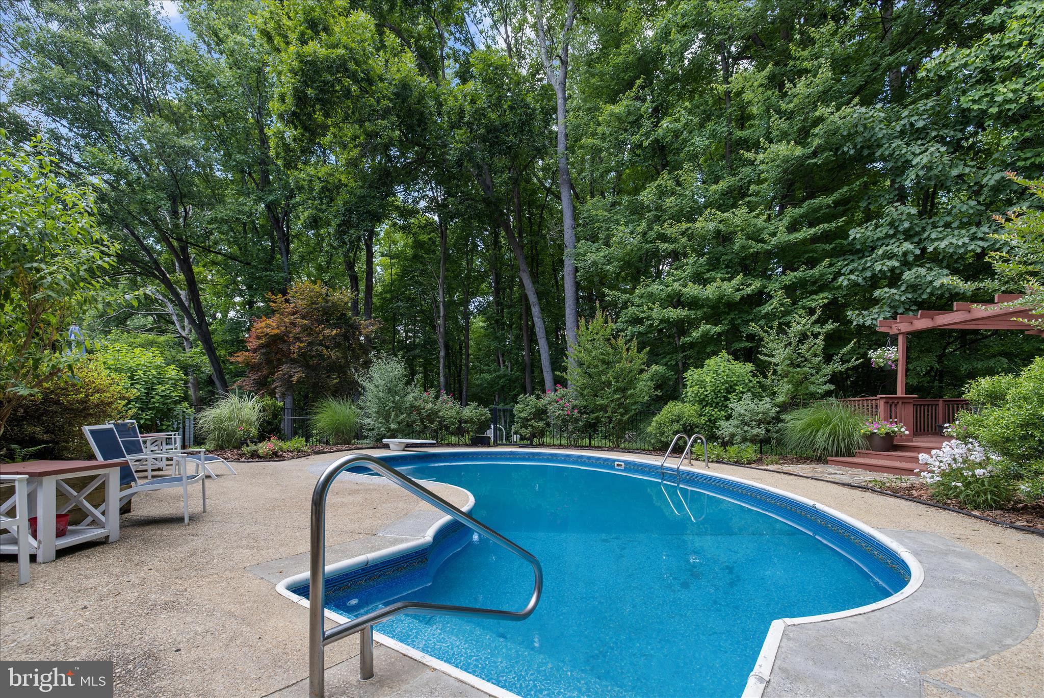 THE MEADOWS - Residential