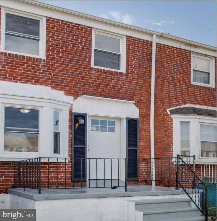 Beautiful fully remodeled townhome close to water access and amenities. Tons of counter space and open kitchen/dining area. Expansive bedrooms on upper and lower levels with full baths on each. Entertain on brand new deck and enjoy spacious back yard.