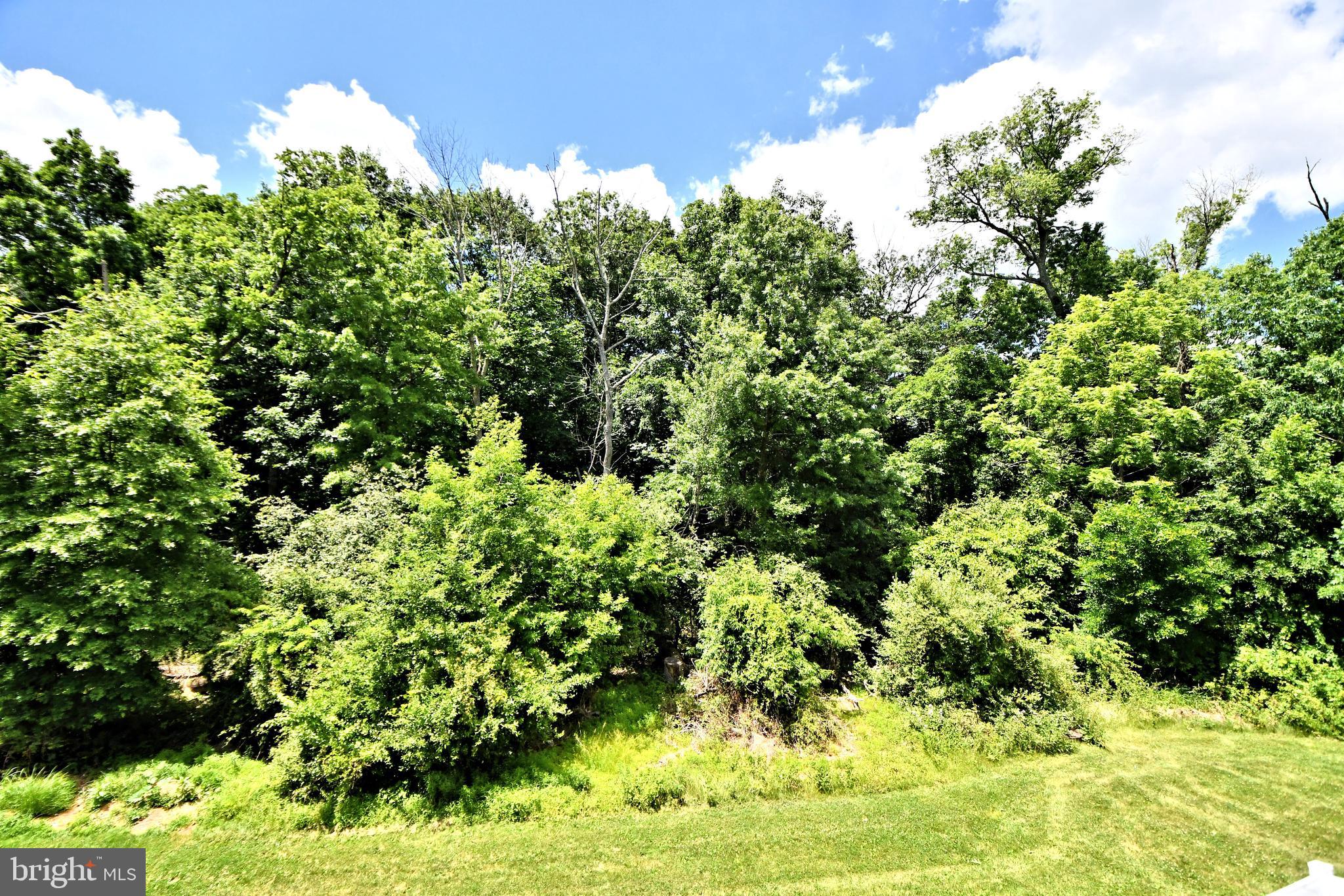 HAWTHORNE ESTATES - Residential